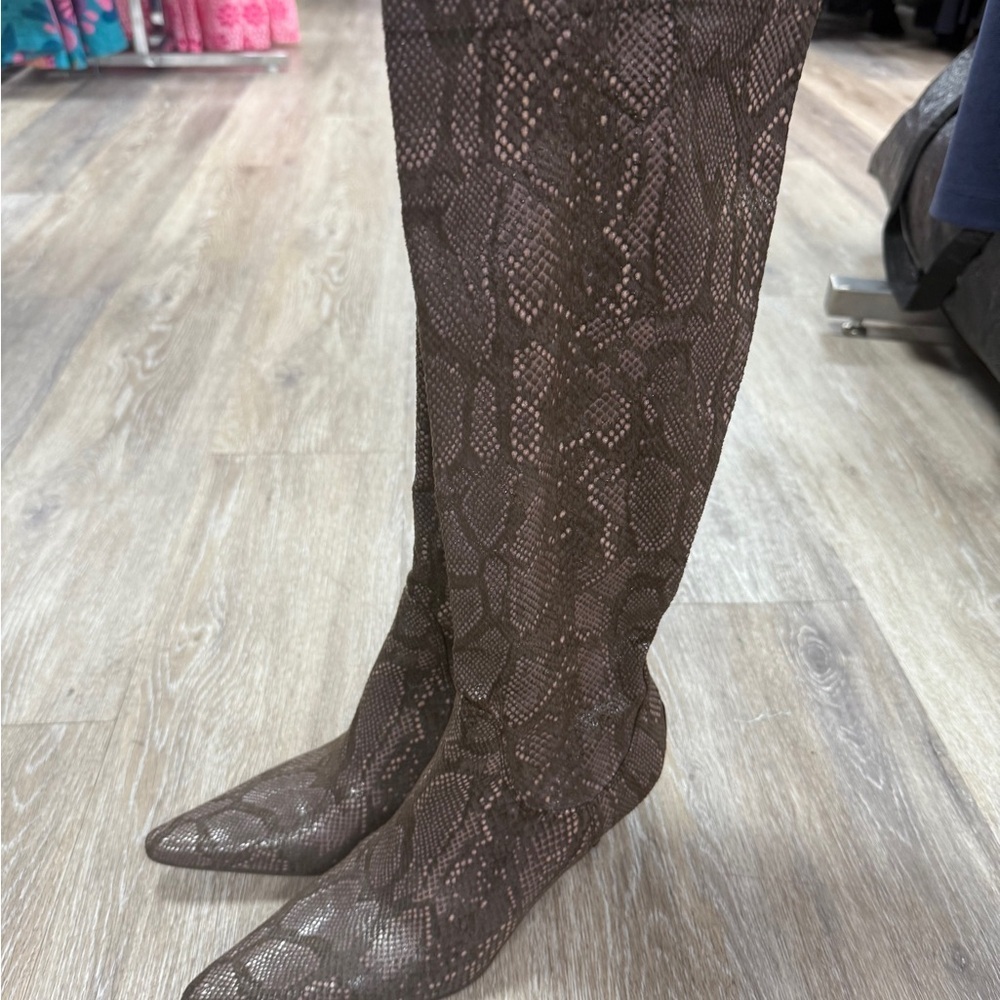Donald Pliner Brown Snakeskin Knee-High Boots Size 7.5